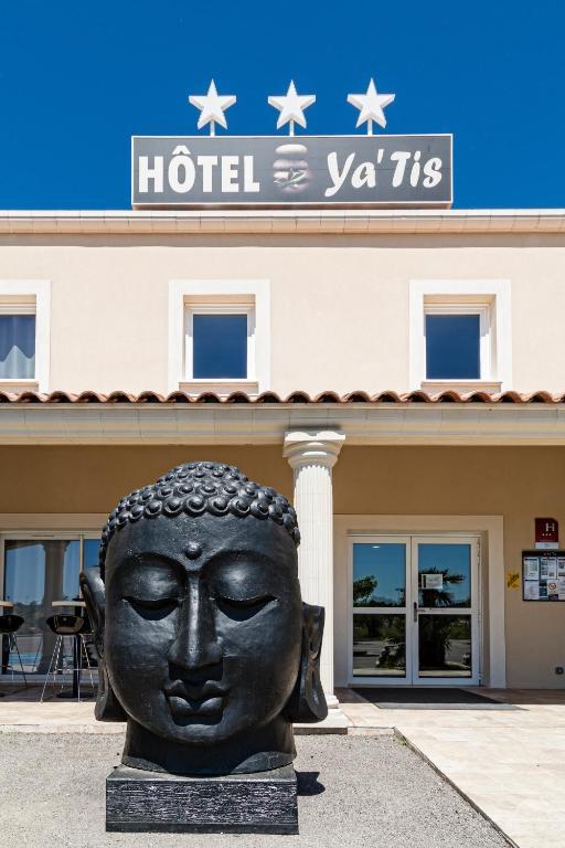 Le Ya'Tis Hotel Saint-Laurent-des-Arbres Luaran gambar
